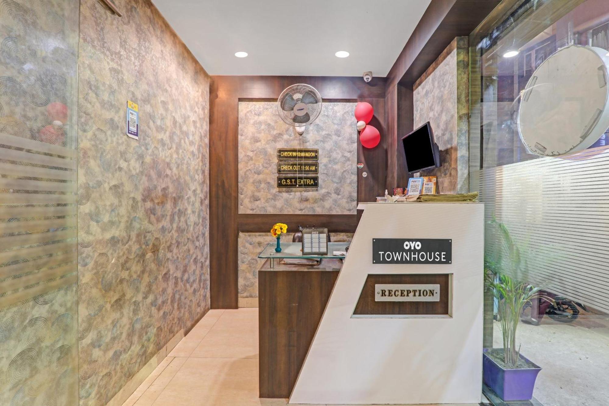 קאנפור Townhouse 1182 Hotel Tirupati Galaxy מראה חיצוני תמונה